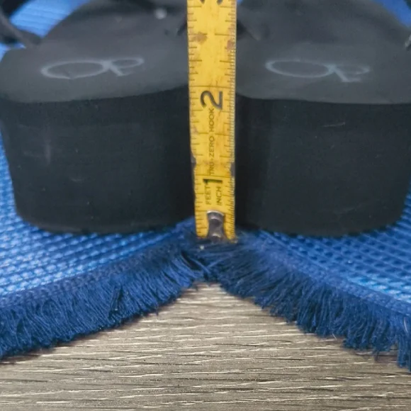 Black Flip Flops with Rhinestone Embellishments - Picture 4 of 9